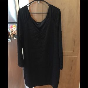 Black body-con dress